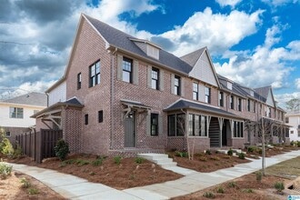 Building Photo - 1214 Windsor Sq