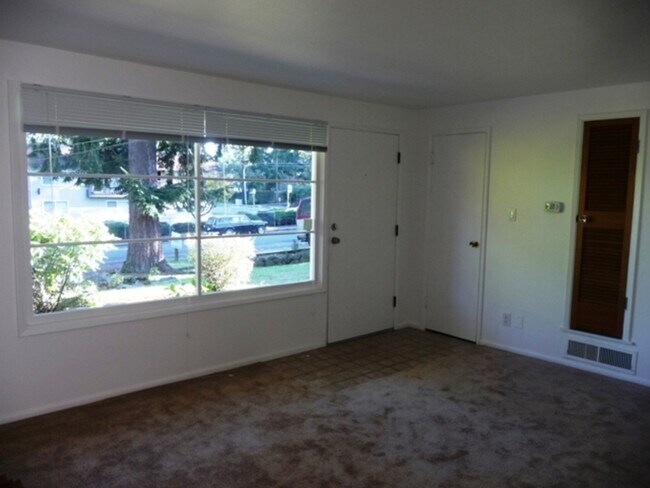 Foto del edificio - 21906 55th Ave W