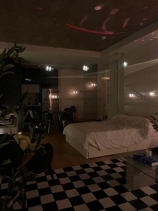 Building Photo - 42 Maspeth Ave