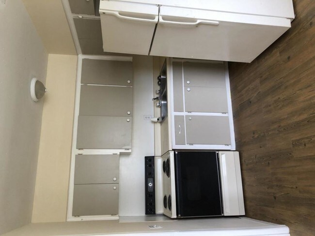 Foto del edificio - 1357 Preston St S