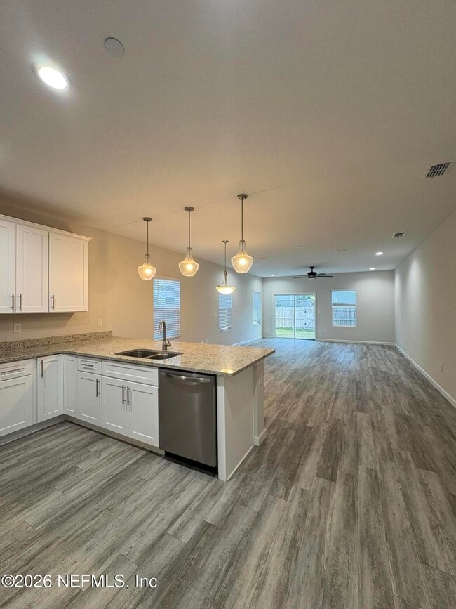 Foto del edificio - 838 5th Ave S