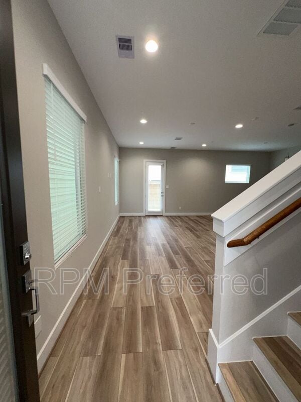 Building Photo - 8402 Curry Rd