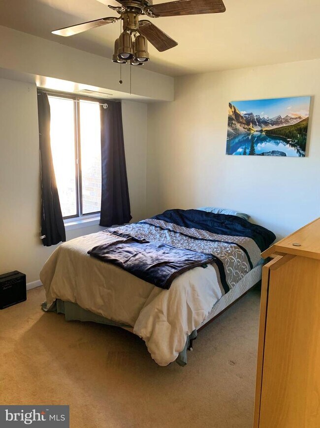 Foto del edificio - 5470 Cedar Ln