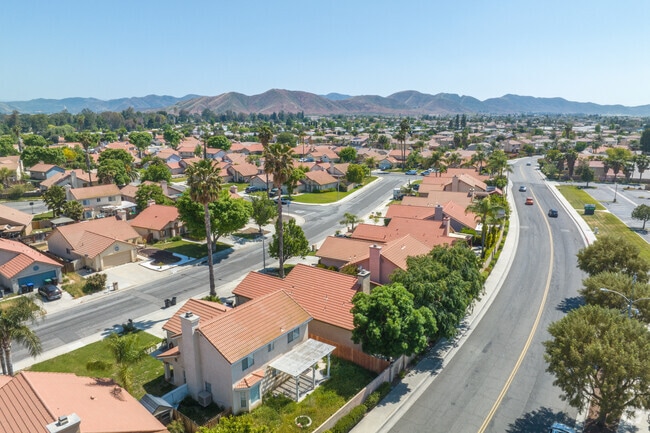 Hemet is a wonderful place to raise a family.