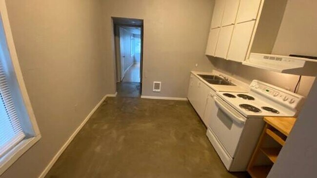 Building Photo - Charming 1 Bedroom Apartment in Tacoma's H...