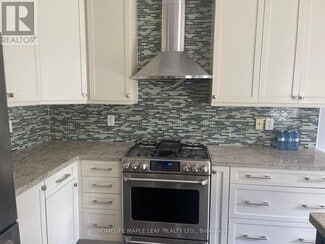 Building Photo - 51 Redfinch Crescent