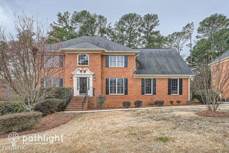 Primary Photo - 5 br, 3 bath House - 847 Castle Walk Cove ...