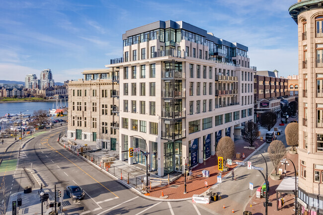 Building Photo - Customs House