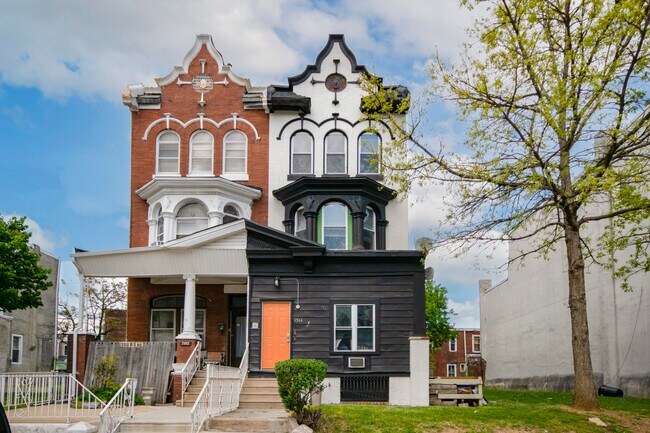 Front - 1511 W Erie Ave