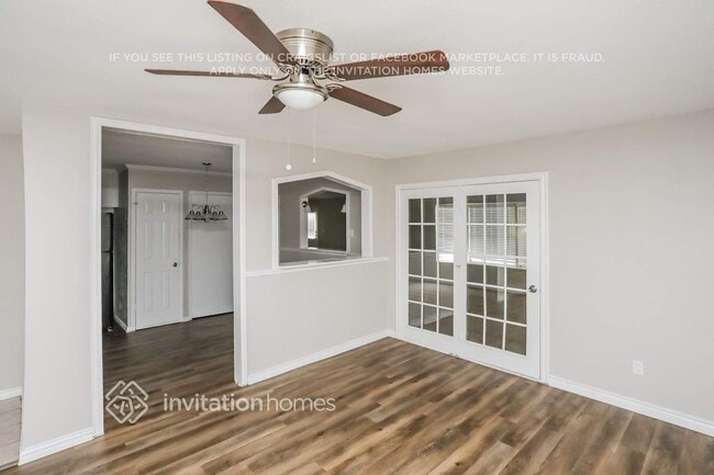 Foto del edificio - 1613 Willowbrook St
