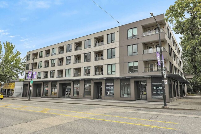 Building Photo - 1717 13th Av E