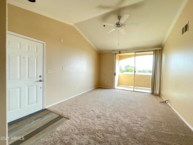 Foto del edificio - 2134 E Broadway Rd