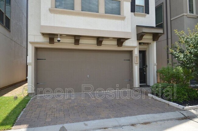 Foto del edificio - 10709 Madden Oaks Pl