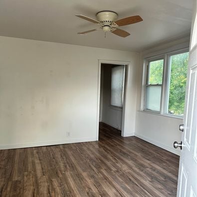 Building Photo - 4510 S Laflin St