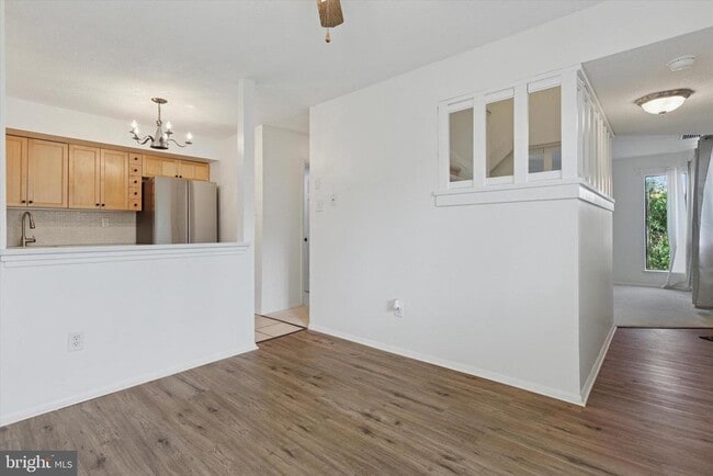 Building Photo - 503 Freedom Cir