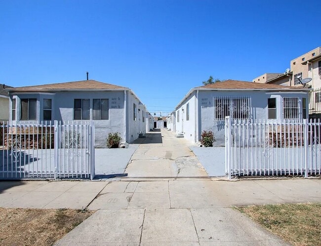 Property - 6607 1/2 Brynhurst Ave