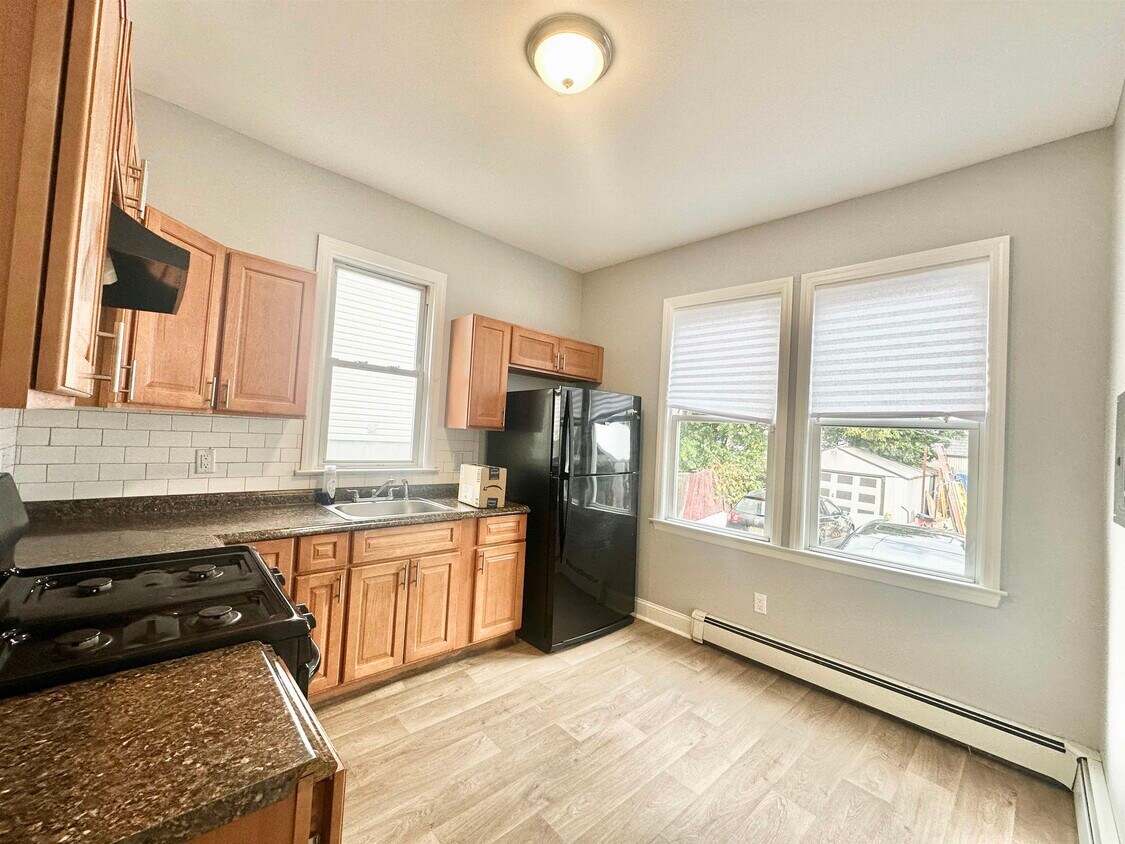 Foto principal - 130 Grant Ave