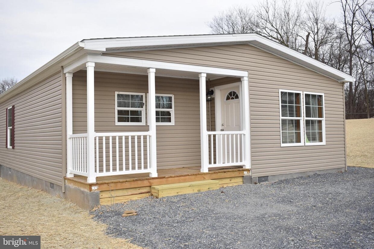 15334 Skyline Dr, Greencastle, PA 17225 House Rental in Greencastle