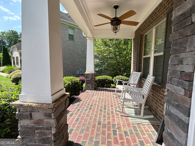 Building Photo - 12274 Ferncreek Dr
