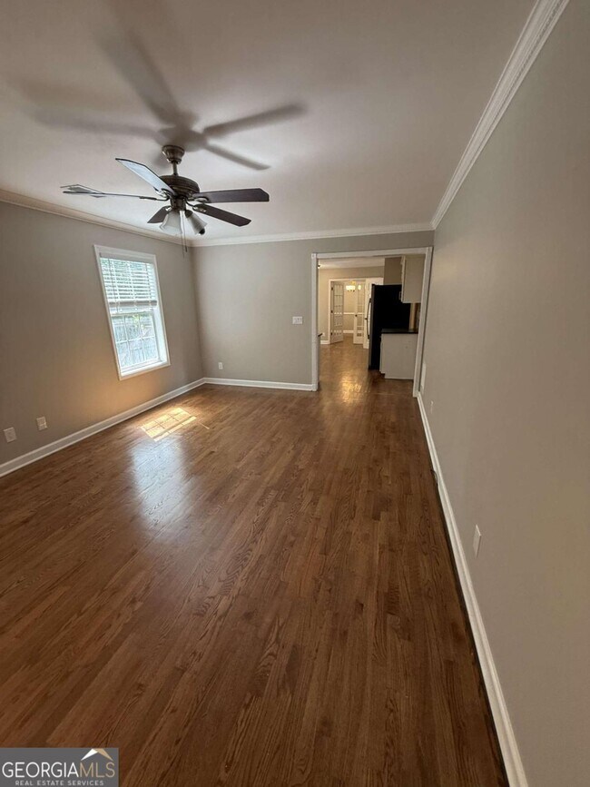 Building Photo - 944 Crossing Rock Dr