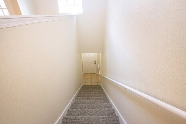 Foto del edificio - 2 Bedroom Condo W/ Garage in Lakewood Ranch