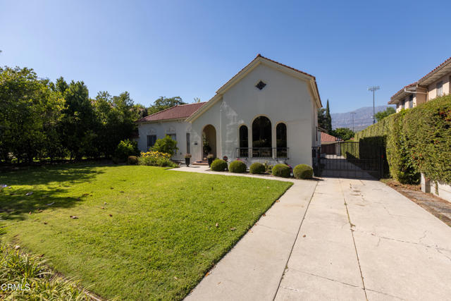 Building Photo - 1541 Rose Villa St