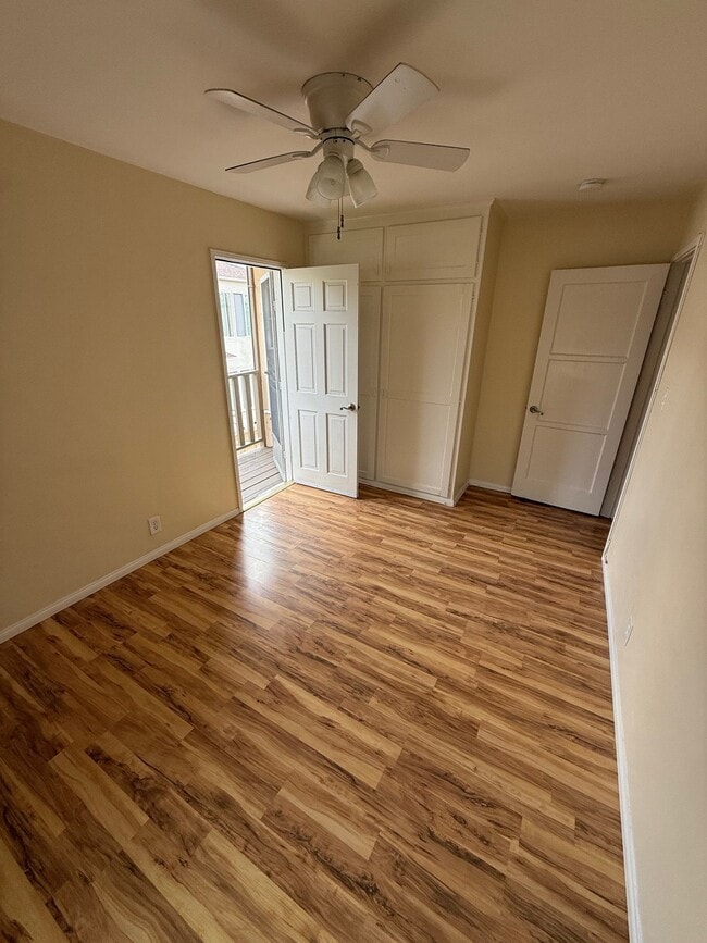 Building Photo - 1721 N Glenoaks Blvd