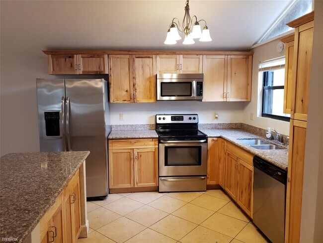 Building Photo - 3 br, 2 bath House - 6140 NW 31st Ter