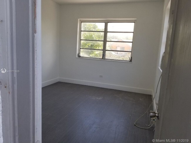 Foto del edificio - 928 Meridian Ave