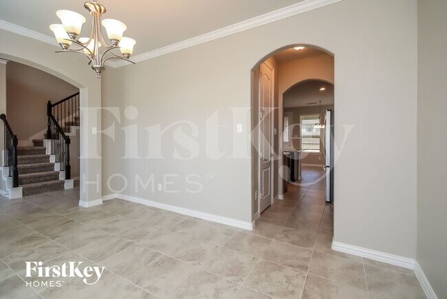 Foto del edificio - 8235 Longear Ln