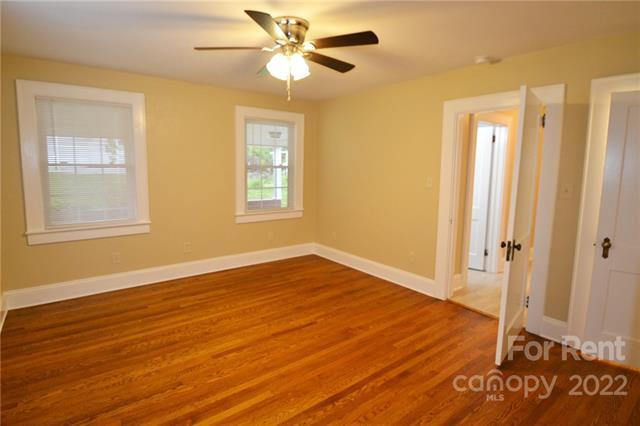 Building Photo - 3360 Highland Ave NE
