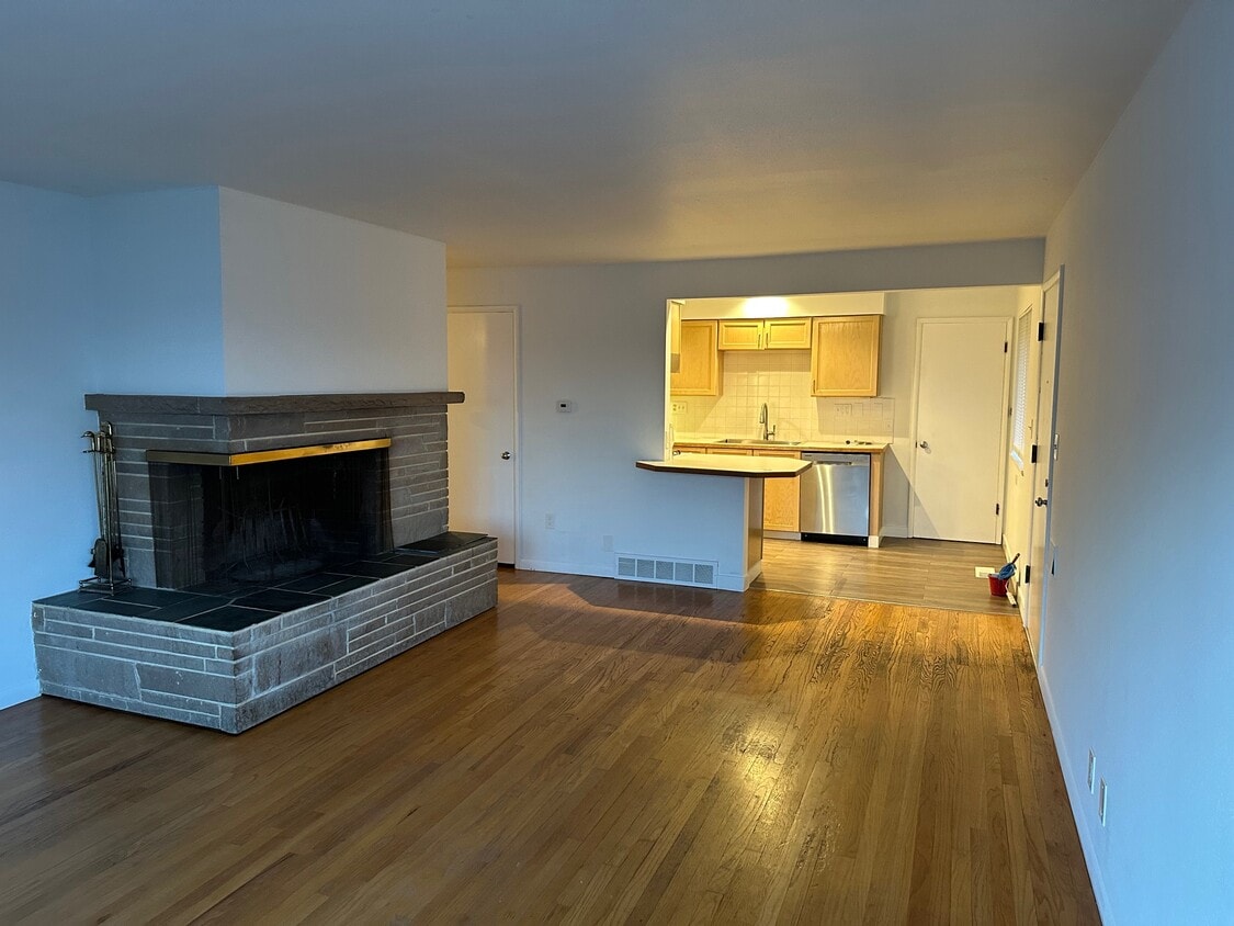 Foto principal - 3212 NW 65th St