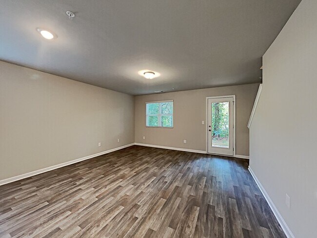 Foto del edificio - 2152 Belmont Cir NE