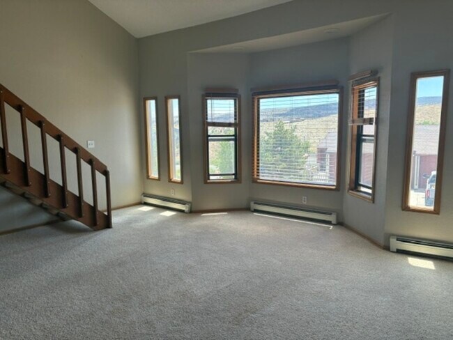 Foto del edificio - 2348 Rattlesnake Ct
