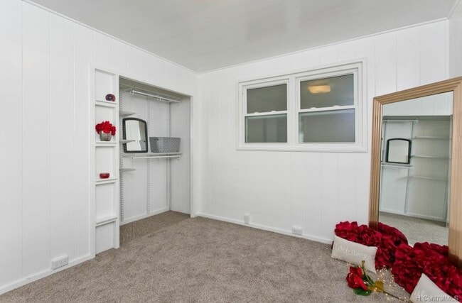 Bedroom #2 with ceiling fan - 1105 Nanialii St