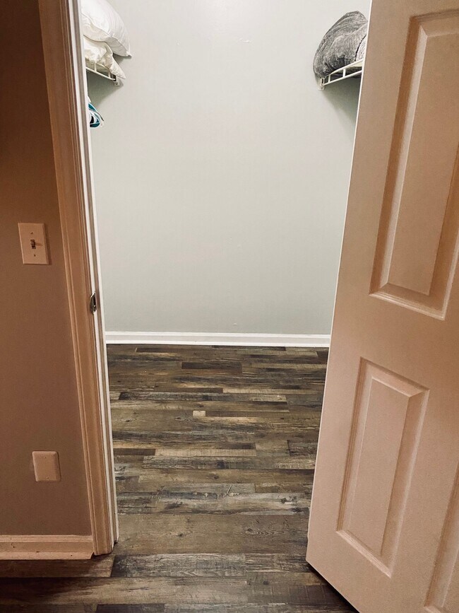 Foto del edificio - 216 Cobblestone Dr