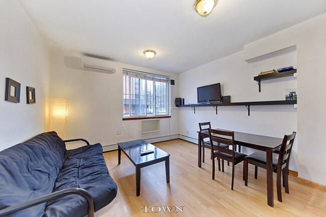 Interior - 301 S 4th St