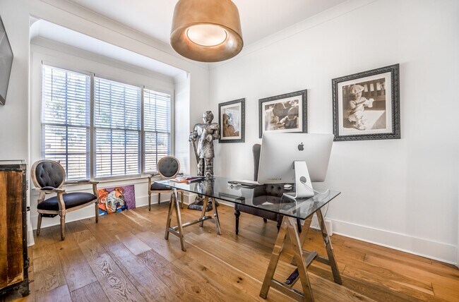 Foto del edificio - 4171 Poplar Ave