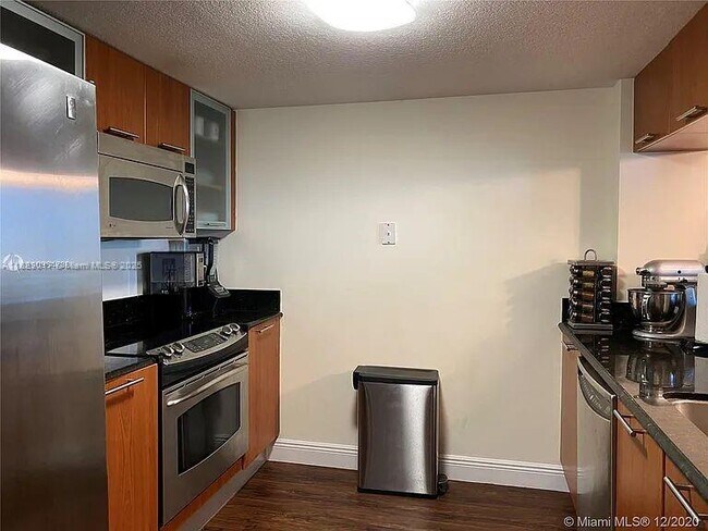 Foto del edificio - 1800 N Bayshore Dr