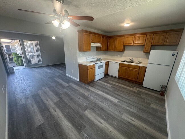 Foto del edificio - Cozy 2bd/1bth on Second Floor!