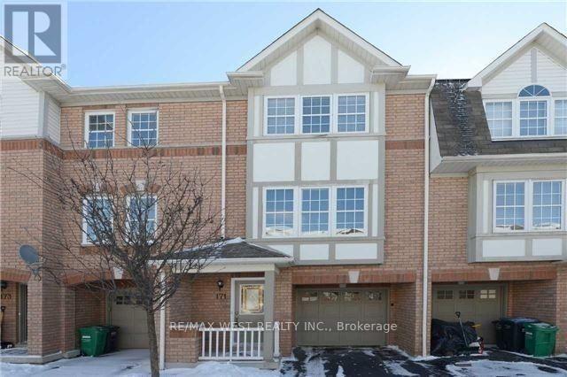 Primary Photo - 3030-3030 Breakwater Ct