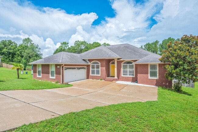 Building Photo - 618 Territory Ln