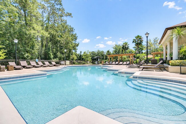 Foto del edificio - For Rent Beautiful  2/2 First Floor Condo at the Crest close to UCF and Valencia College !!!