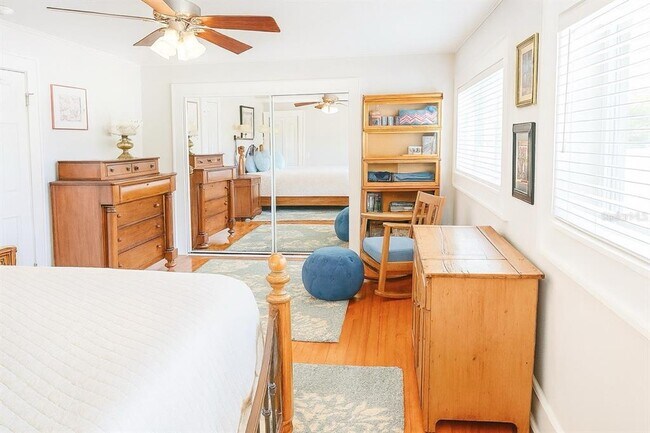 Building Photo - 4760 4th Ave N