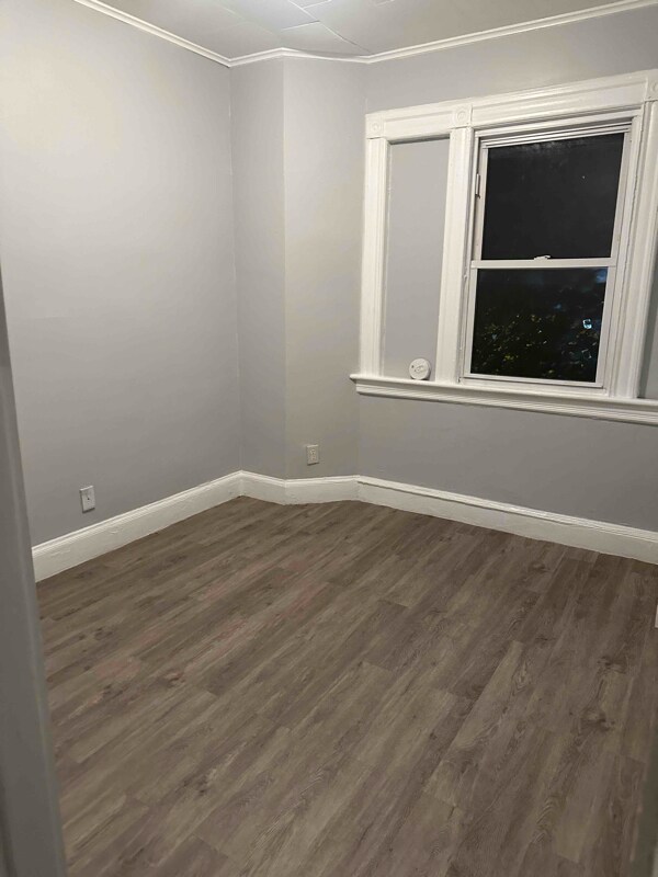 Foto principal - 658 E 28th St