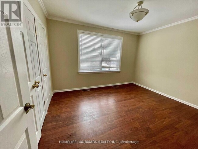 Building Photo - 25 Edgemont Dr