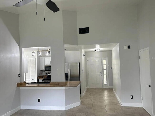 Foto del edificio - 125 Spanish Moss Ct