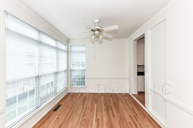 Foto del edificio - 9804 Bolton Village Ct