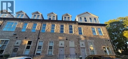 Building Photo - 25 Concession St