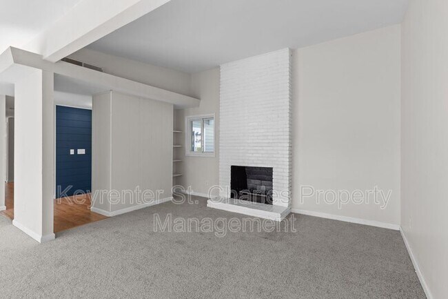 Foto del edificio - 19 Country Ln